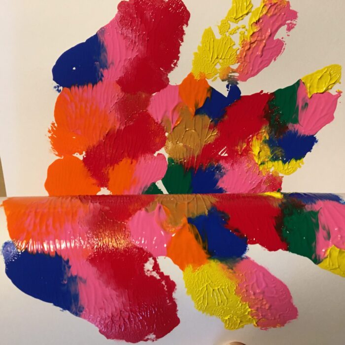 8.はがしたら「デカルコマニー」も完成！